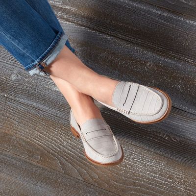 Sperry Canada Deals: Boat Shoes for Only $89.99 + Save Up to 50% Off Sale Styles + FREE Shipping
