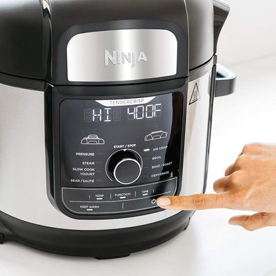 Ninja FD401 Foodi 8-qt. 9-in-1 Deluxe XL Cooker & Air Fryer On Sale for $ 216.46 (Save $ 38.59 ) at Amazon Canada