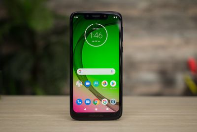 Motorola Moto G7 Play Unlocked Ceramic Black Smartphone On Sale for $ 159.99 (Save $ 50.00) at Costco Canada