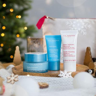 Clarins Canada Free Surprise Gift With Purchase