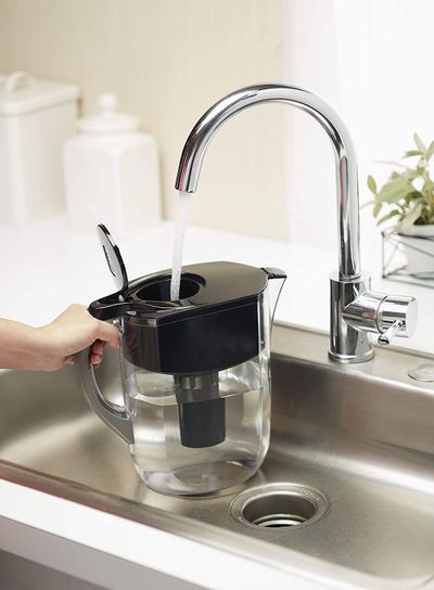 Brita Water Pitcher with 1 Filter, Large 10 Cup, Black On Sale for $ 30.39 (Save $ 7.60 ) at Amazon Canada