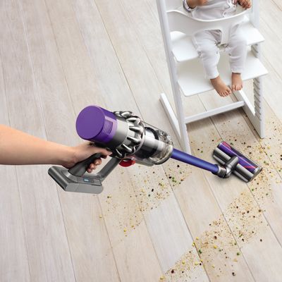 Refurbished Dyson V10B Vacuum Cleaner On Sale for $389.99 at Dyson Canada