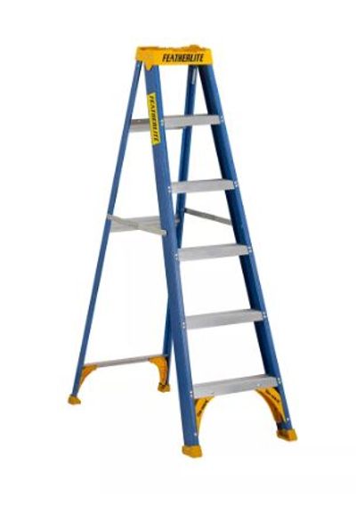 Featherlite 6 ft. Grade I fibreglass Step Ladder For $59.94 At The Home Depot Canada