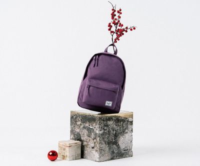 Herschel Canada Deals: FREE Express Shipping + Up to 70% Off Last Chance Items