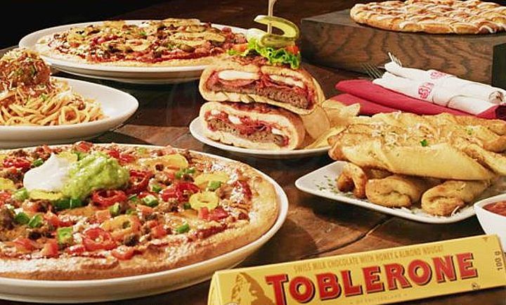 HOLIDAY CLASSICS at Boston Pizza HOLIDAY CLASSICS at Boston Pizza