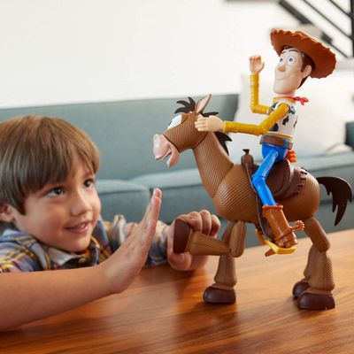 Disney and Pixar's Toy Story 4 Woody and Buzz Lightyear 2-Character Pack On Sale for $ 17.95 at Amazon Canada