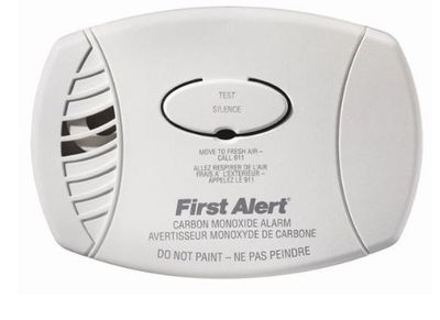 First Alert Plug In Carbon Monoxide Alarm with 9v Battery Back Up For $22.49 At Lowe's Canada