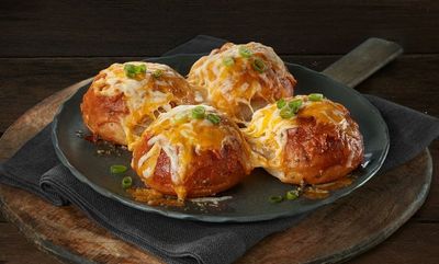 Pull-Apart Garlic Cheese Loaf at Swiss Chalet
