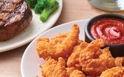 Get a Dozen Double Crunch Shrimp for Only $1 with a Steak Entree Purchase at Applebee's
