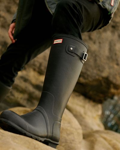 Hunter Boots Canada Sale: Save Up to 50% Off + FREE Shipping