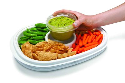 No Frills Ontario: Rubbermaid Party Platter $4.97 After Coupon This Week