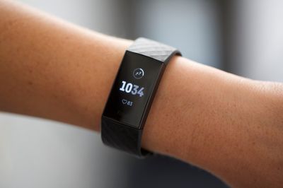 Fitbit Charge 3 fitness activity tracker, graphite/black, one size on Sale for $ 129.95 (Save $ 70.00) at Amazon Canada Fitbit Charge 3 fitness activity tracker, graphite/black, one size on Sale for $ 129.95 (Save $ 70.00) at Amazon Canada
