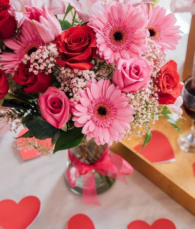 1800Flowers Canada Valentine’s Day Sale: Save C$20 Off Roses