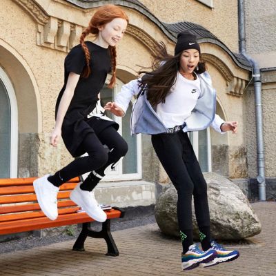 Nike Canada Sale: Save Up to 40% Off Shoes, Clothing, Accessories & Equipment