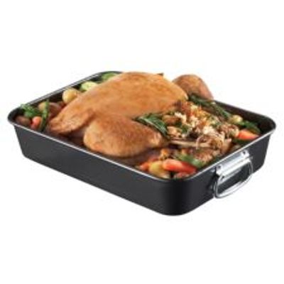 MASTER Chef Commercial Roaster, 9 - 12-lb on Sale for $9.99 (Save $40.00) at Canadian Tire Canada