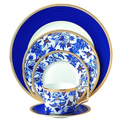 Wedgwood 5-Piece Hibiscus Place Setting Set $145.42 (Reg $161.57)