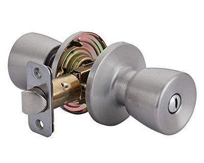 AmazonBasics Tulip Door Knob With Lock, Privacy, Satin Nickel $14.15 (Reg $21.00)