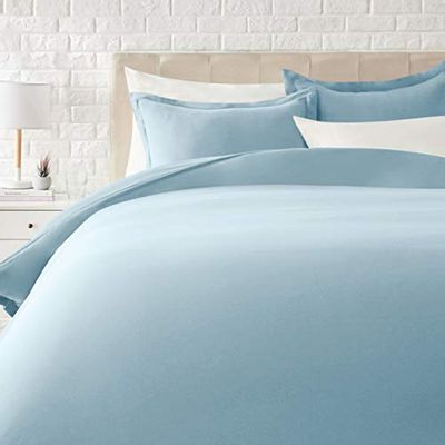 Amazon Basics Light-Weight Microfiber Duvet Cover Set with Zipper Closure - King, Spa Blue $26.57 (Reg $36.22)