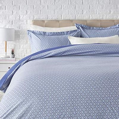 Amazon Basics Light-Weight Microfiber Duvet Cover Set with Zipper Closure - Full/Queen, Blue Damask $21.83 (Reg $31.34)