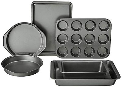 AmazonBasics 6-Piece Nonstick Oven Bakeware Baking Set $21.71 (Reg $33.16)