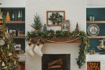 Michaels Canada Black Friday Sale: Save 55% OFF Lifestyle Custom Frame Collections +  Buy 1 Get 1 FREE Christmas Floral & Decor