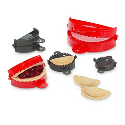 Gourmet by Starfrit 080470 Dough Press Set $9.97 (Reg $13.49)