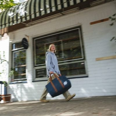 Herschel Canada Deals: Save Up to 60% OFF Last Chance Products + Up to 30% OFF Sale