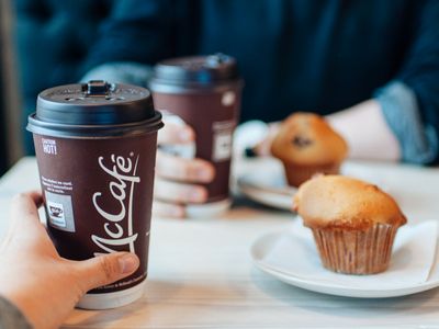 McCafé McDonald’s Canada Promotion: FREE Coffee or Tea for Frontline Health Care Workers Starting Today!