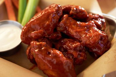 Buffalo Wild Wings Extends their 50% Off Promotion for Blazin’ Rewards Members Through to January 26