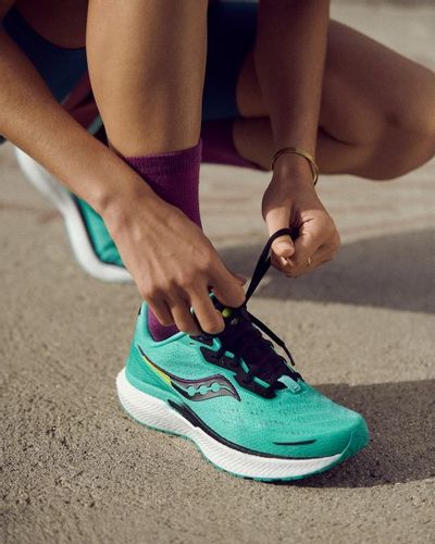Saucony Canada Sale: Save Up to 60% OFF Many Items Including Shoes, Apparel & Accessories