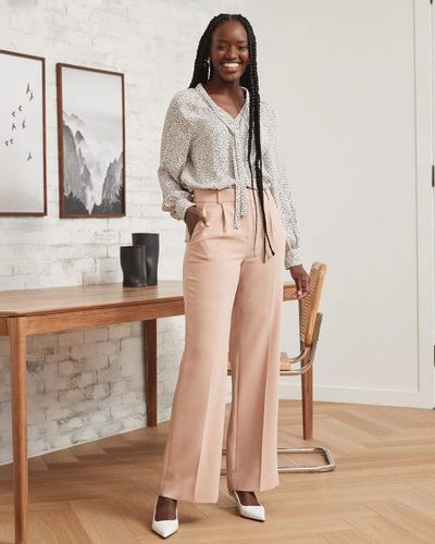 RW&CO. Canada Deals: Save 25% OFF Bottoms, Blazers & Women’s Suiting + More
