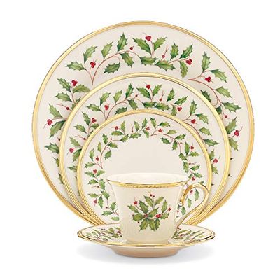 Lenox Holiday 5-Piece Place Setting $71.99 (Reg $128.11)