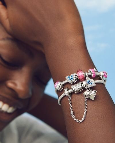 Pandora Canada Deals: FREE Bracelet w/ Order of $150 + Save 30% OFF Gift Sets