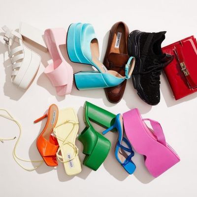 Steve Madden Canada Sale: Save Up to 60% OFF Many Items Including Heels, Casual Shoes, Slippers & More