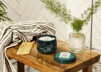 The Body Shop Canada Deals: FREE Lemon Hand Wash w/ Orders $65 + Save Up to 60% OFF Outlet Sale