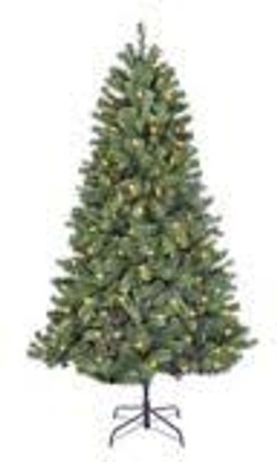 NOMA Pre-Lit Kawartha Christmas Tree, 6.5-ft on Sale for $69.99 (Save $80.00) at Canadian Tire Canada
