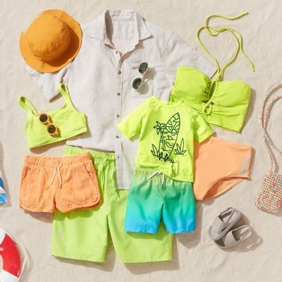 Old Navy Canada Deals: Save 40% OFF Your Order Even Clearance + 60% OFF Summer Essentials + $22 Cami Midi Dresses