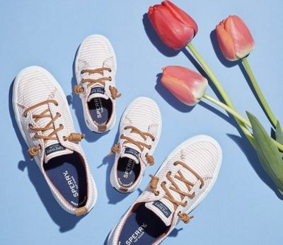 Sperry Canada Deals: 25% OFF Seaport Styles Using Promo Code + FREE BIONIC Tote Bag With Purchase + FREE Shipping