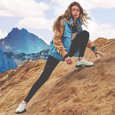 Reebok Canada Seasonal Steals Sale: EXTRA 40% OFF Outlet Items