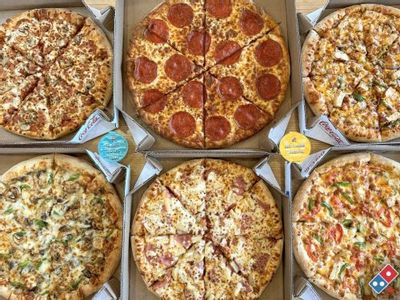 Domino’s Canada Early Black Friday Deals: Buy Any Large Pizza and get up to 3 Medium Two Topping Pizzas for $5 Each + More