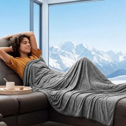 Amazon.ca: Bedsure Cooling Blanket for Hot Sleepers $22.88