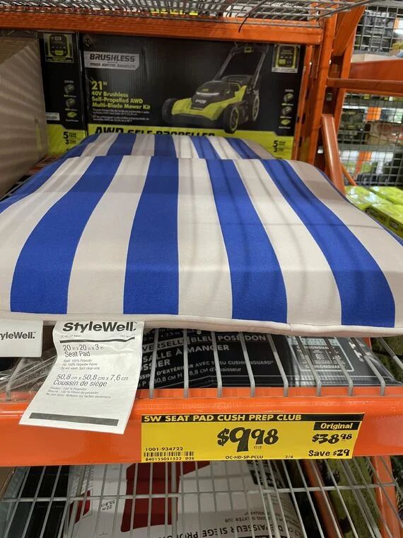 Home Depot: Outdoor Chair and Lounge Pillows - Clearance