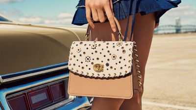 Up To 60% Off On Summer Sale at Coach Canada