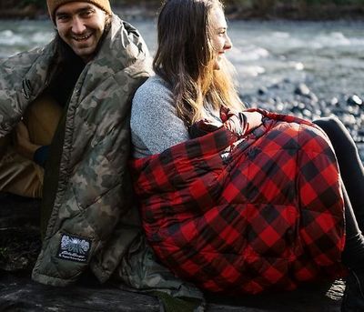  Oversized Down Throw For $69.99 At Eddie Bauer Canada