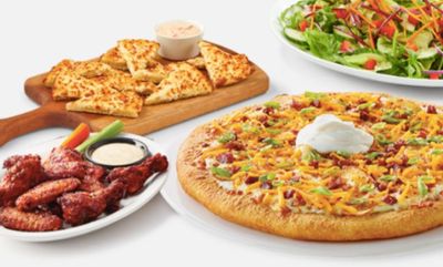 SIGNATURE LARGE PIZZA AND WING DEAL at Boston Pizza