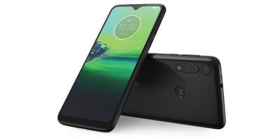 Motorola Moto G8 Play 6.2 "32GB Smartphone On Sale for $164.18 (Save $136) at Best Buy Canada  